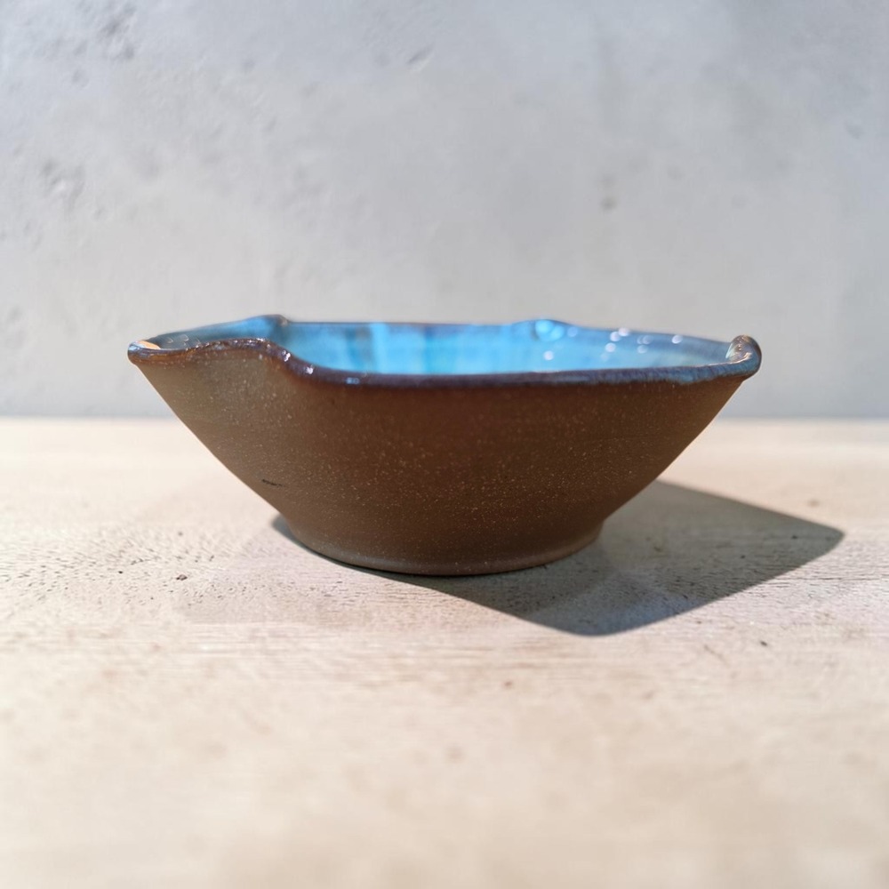 Studio Pottery Scalloped Bowl Brown Matte Exterior Blue Drip Glaze Interior 7in